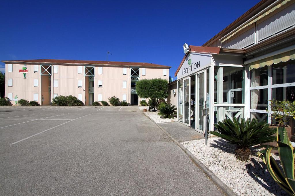 Fasthotel Toulon Cuers Eksteriør billede